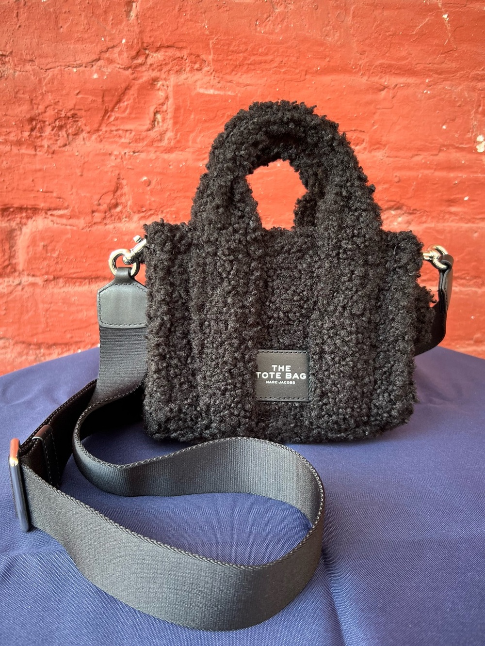 Marc Jacobs Teddy Crossbody Tote Mini